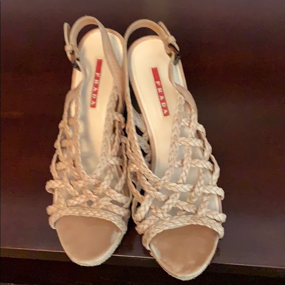 Prada wedges Size 8 Excellent condition - Picture 3 of 4